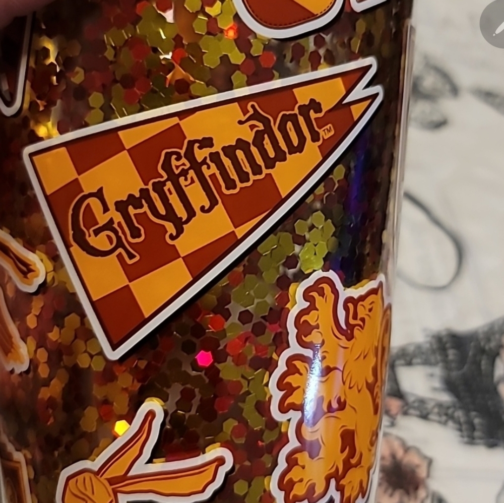 ✨️ Harry Potter 3pc Bundle Blanket / Tumbler / Wand✨️ - Picture 6 of 10